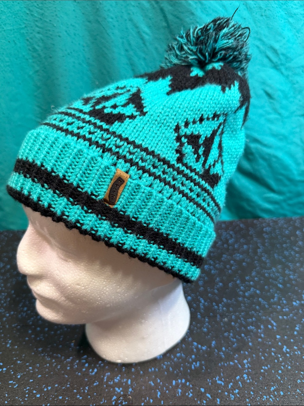 Volcom Knit Pom Beanie - Teal & Black